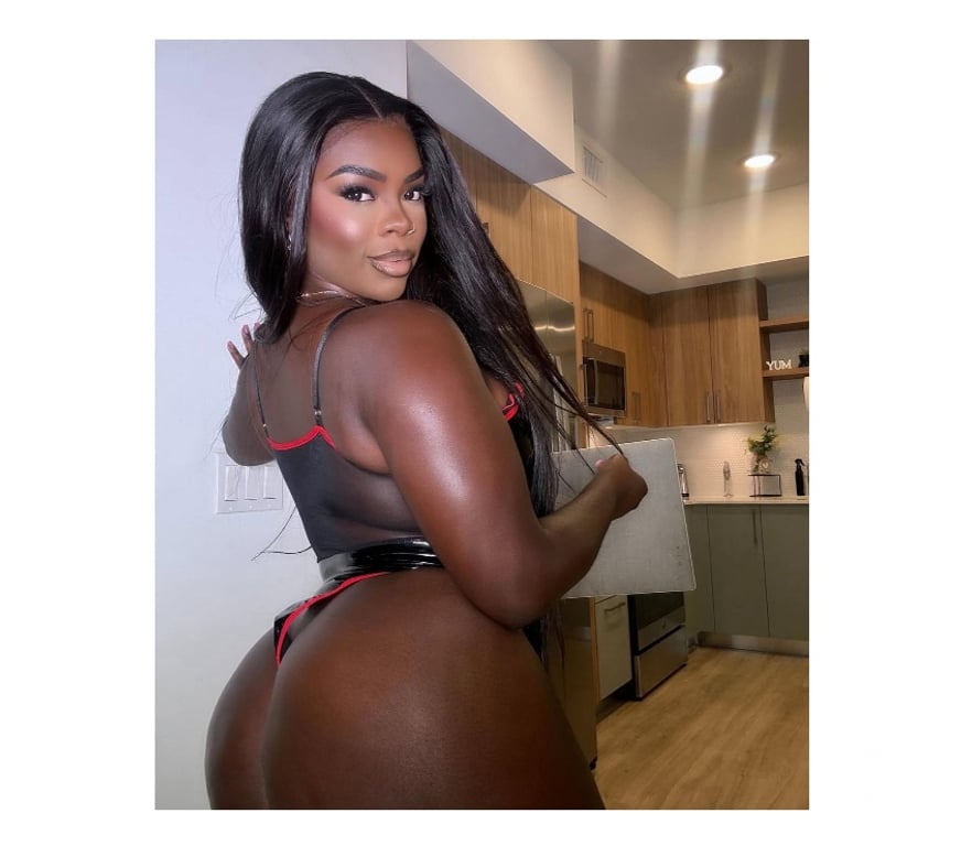 Escorts West Yorkshire Leeds - Photos for Sexy hot PartyGirl Mel ❤️❤️