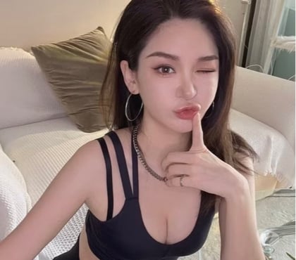 Escort Brighton City Centre Brighton - Photos for Sweet Sexy Demure Vietnam Babe ♠️♠️♠️