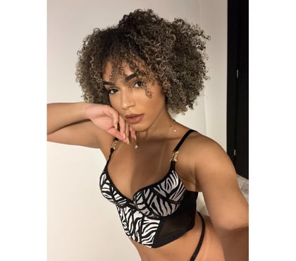 Escorts Leeds City Centre Leeds - Photos for MEL❤️‍🔥 SEXY LADY❤️‍🔥 BACK IN TOWN