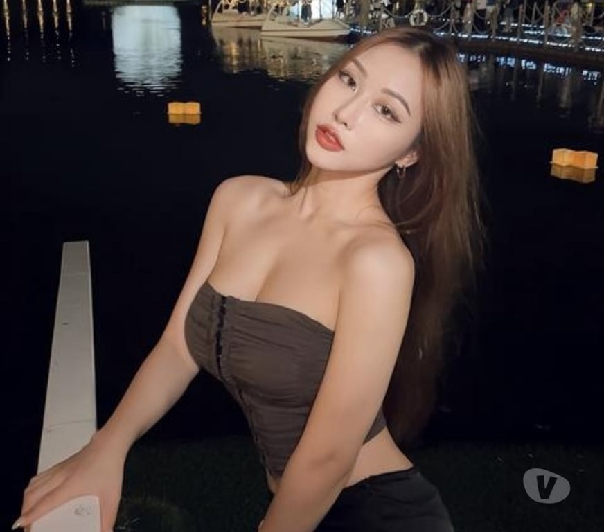 Escorts West London Hounslow - Photos for Stunning Asian Escort is Available For You🌹 07932890358