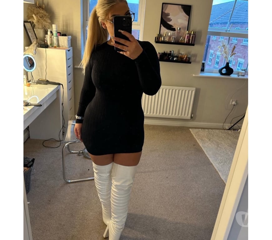 Adult Entertainment North London Brunswick Park - North London - Photos for Curvy blonde sixe 18