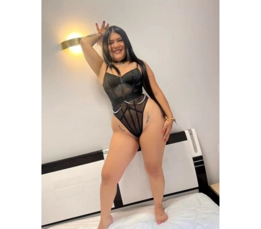 Escorts West Midlands Sandwell - Photos for KAMILA ARABIC 💥 🥳 PARTY 🥳 KUWAIT NEW GIRLS