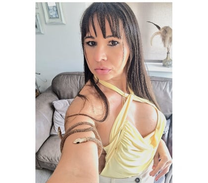  Escorts & Erotic Massage Fleet Hart - Photos for Giovanna luxury