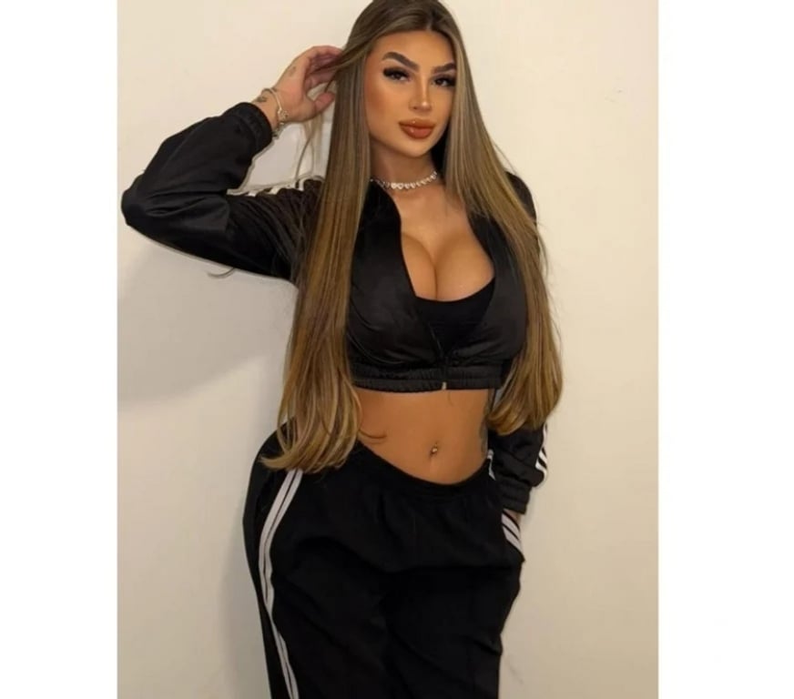 Escorts South West London Clapham Junction Station - South West London - Photos for Bruna π§π· π₯π NORUSH best service ππ