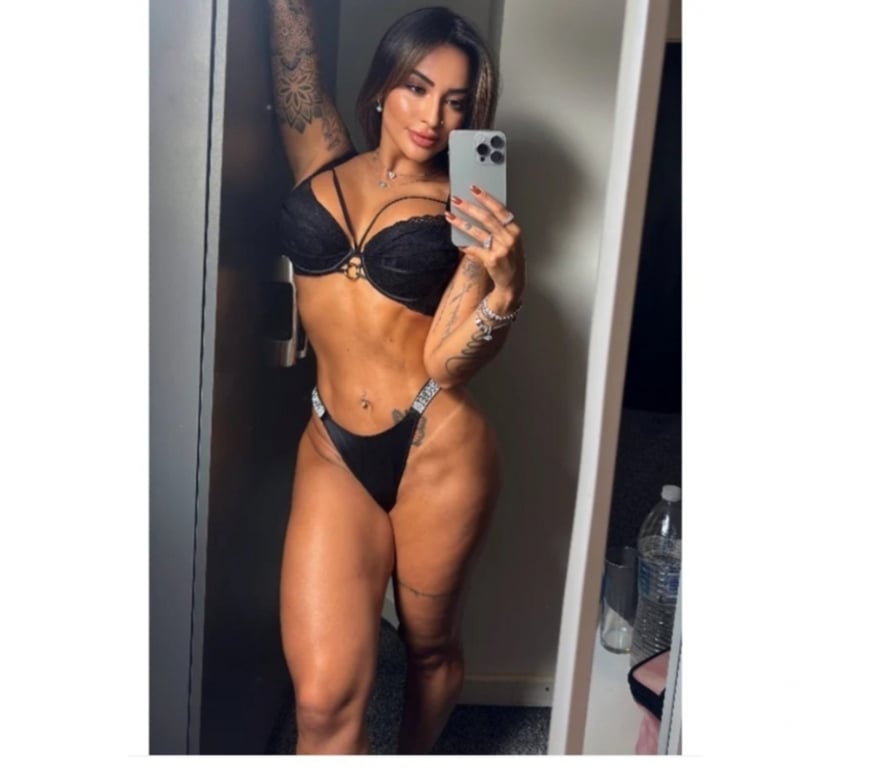 Escorts Cheshire West and Chester Chester - Cheshire West and Chester - Photos for 🍒Naughty 🪩 🔝HOTTEST BRUNETE 🔝A LEVEL'S 🔞Party