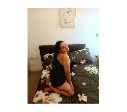 Escorts Guildford Town Centre Guildford - Photos for 🤩Curvy Girl 💋❣️💋 I love Party 🥳