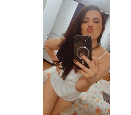 Duo Escorts Colliers Wood Station South West London - Photos for Maya Lovett Brazilian girl hot party 🔥😈