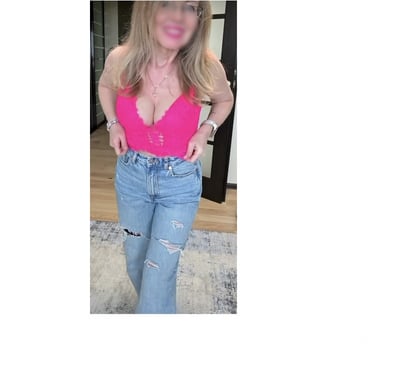 Escorts Leeds City Centre Leeds - Photos for Body to body * NURU * Deep tissue* MASSAGE With extras