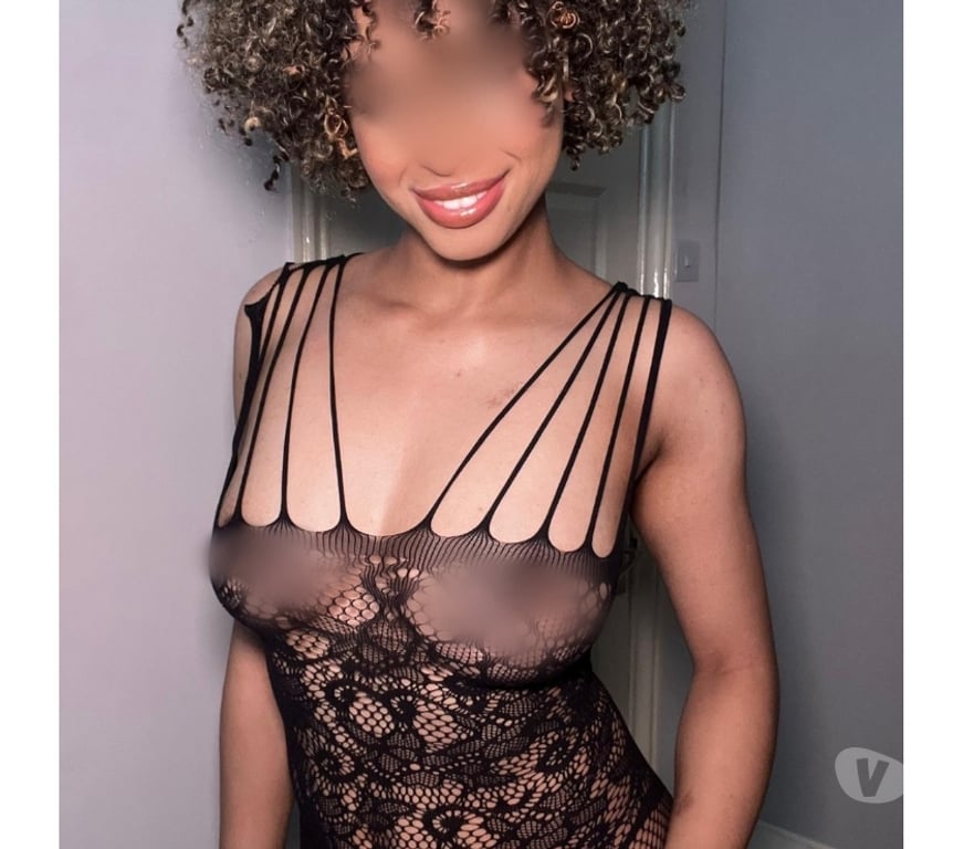Escorts East London Crossharbour - DLR Station - East London - Photos for Ultimate EXOTIC MASSAGE- Raph 🇧🇷♥️ + Amber ♥️