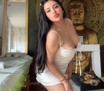 Hi new girl camelii Call me in New Town, party