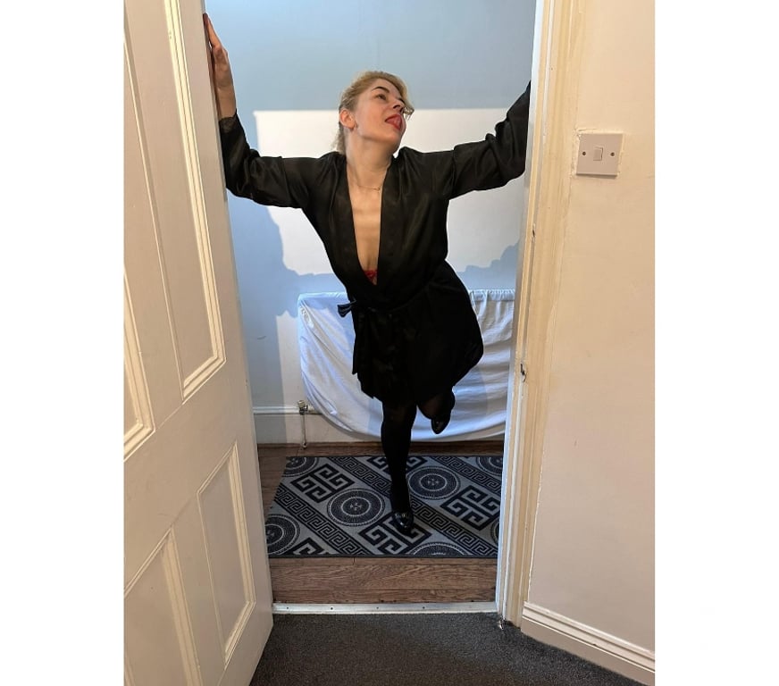 Escorts South East London Lee - South East London - Photos for Louisa Sophisticated Milf Real Pics