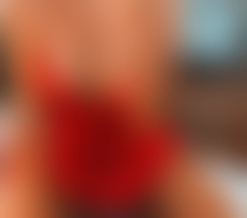 Escorts East London Creekmouth - East London - Photos for PARTY BLONDE MILF IN TOWN