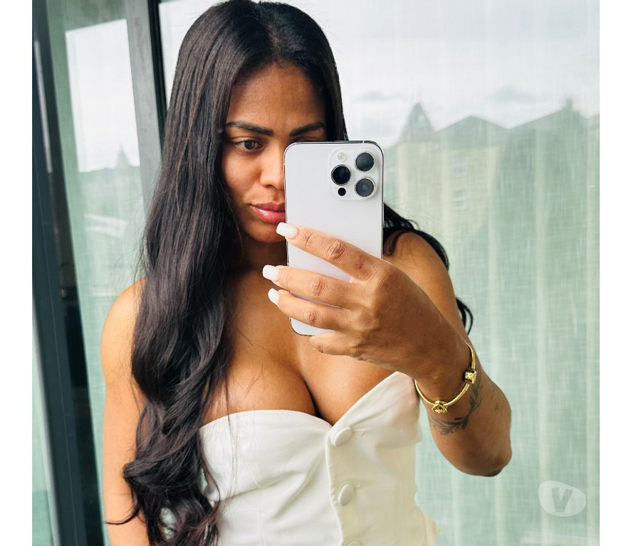 Escorts North London Enfield - Photos for AMANDA PARTY BRAZILIAN GIRL