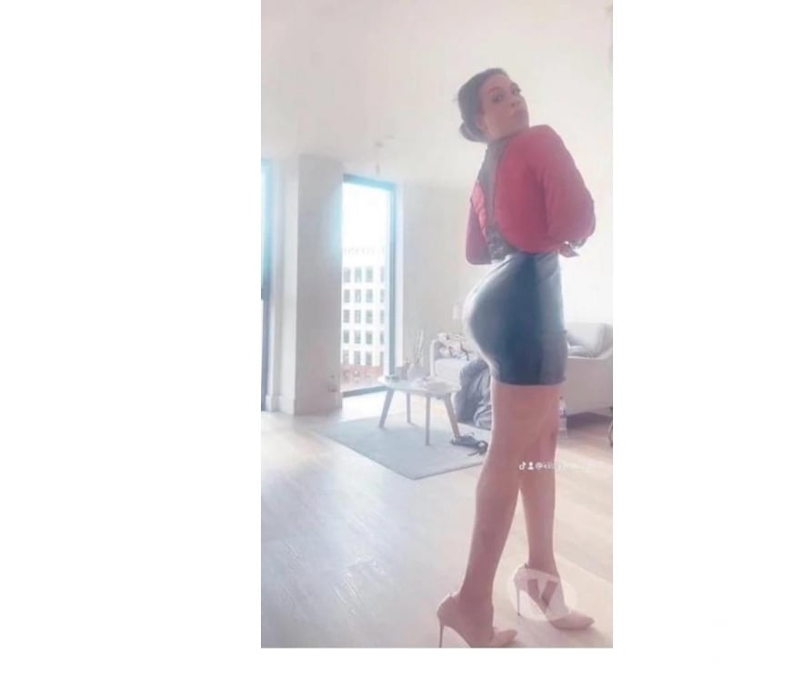 Escorts South West London Battersea - South West London - Photos for I’m in STOCKWELL TS KITTY , I am active, passive,.