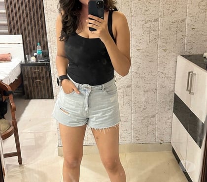 Escorts and Massages Blackburn Blackburn with Darwen - Photos for Moni❤️🍾partygirl❤️ incall & outcall💋🥰