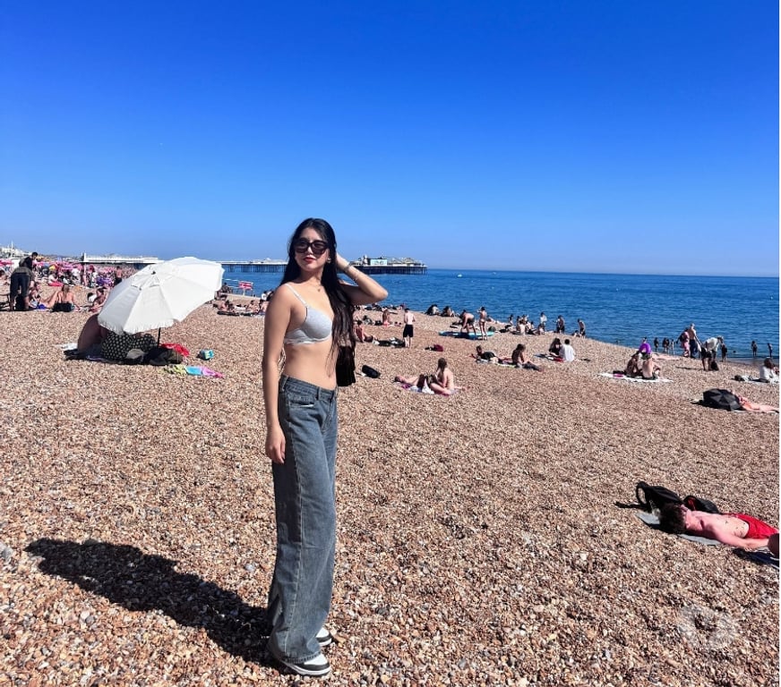 Escorts Surrey Guildford - Photos for Hello gentlemen Thai young girl waiting for you 💋