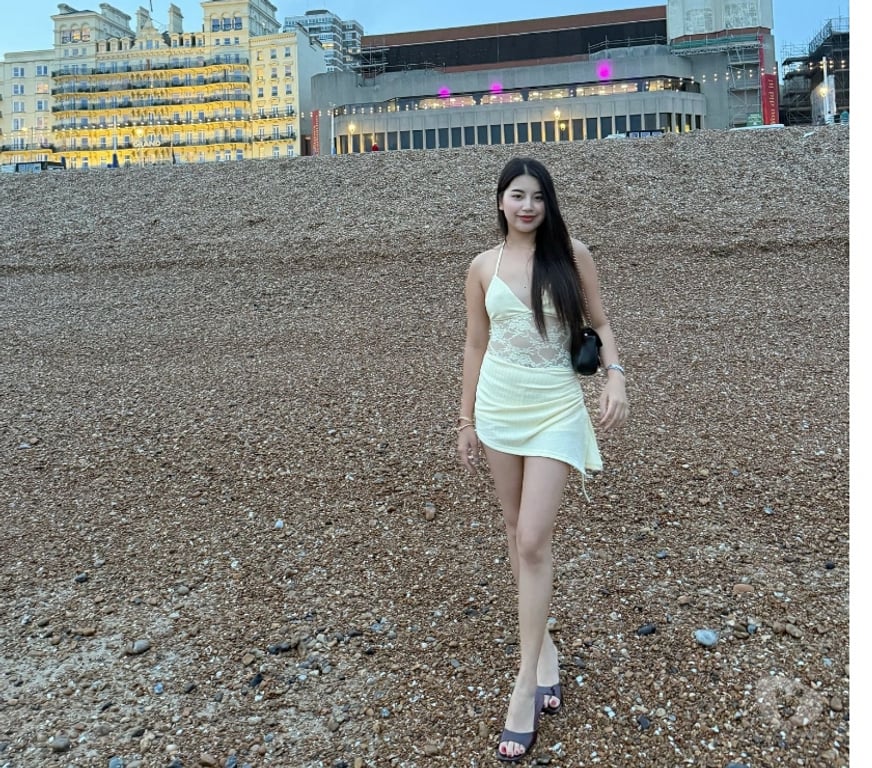 Escorts Surrey Guildford - Photos for Hello gentlemen Thai young girl waiting for you 💋