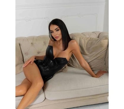 Escorts and Massages Swindon Town Centre Swindon - Photos for Oscar city centre incall&outcall real pictures