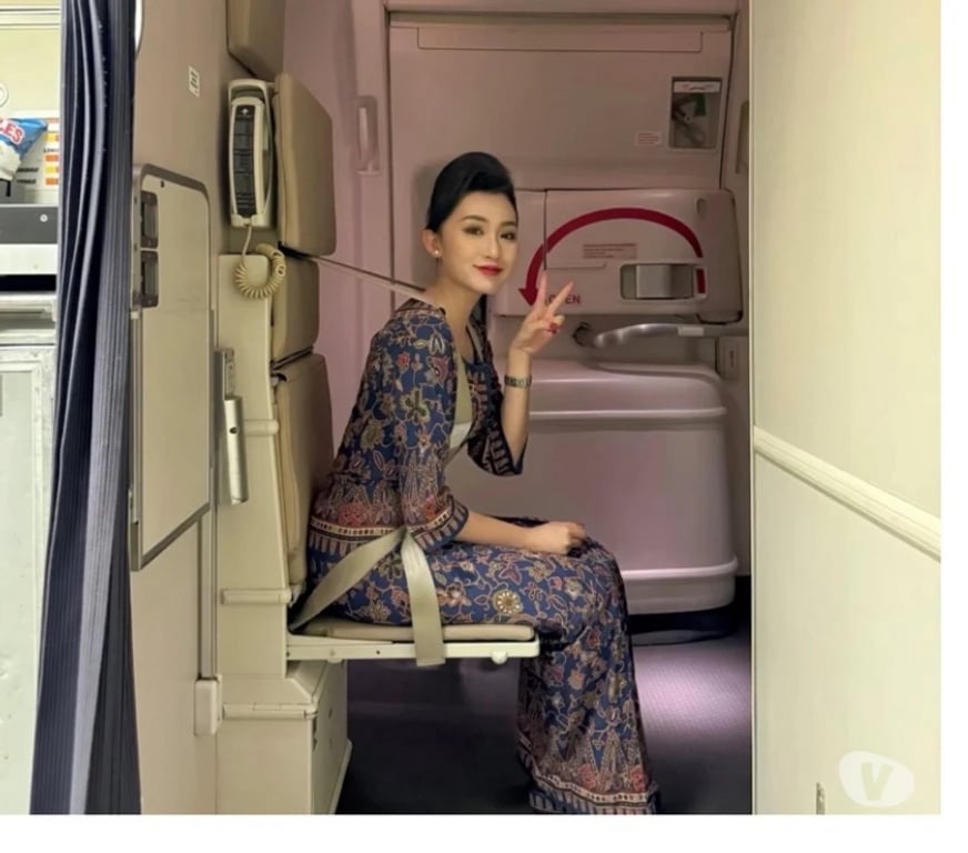Escorts Edinburgh Edinburgh - Edinburgh - Photos for ✈️✈️🛩️🛫 Flight Stewardess ✈️🛫