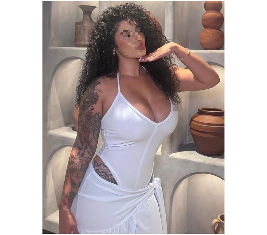Escorts East London Redbridge - Photos for 🧨🔥HOT LATIN GIRL🔥🧨