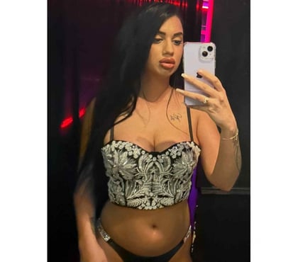  Escorts East Ham East London - Photos for 🩷Party girls brunette🥰😍