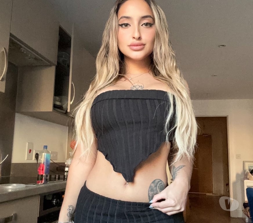 Escorts West London Barons Court Station - West London - Photos for Lilly Latina ๐๐ธ