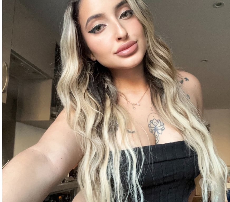 Escorts West London Barons Court Station - West London - Photos for Lilly Latina ๐๐ธ