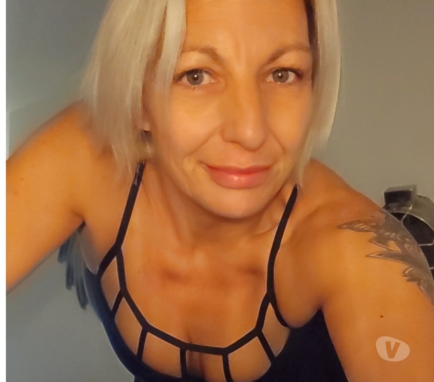 Escorts Hertfordshire Watford - Photos for FEW DAYS ONLY .. IM NOT LIKE THE OTHERS...
