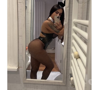 Transsexual Escorts New Barnet Barnet - Photos for Mikaela Pretty TS