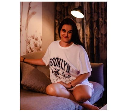  Escorts & Erotic Massage Croydon Town Centre Croydon - Photos for First Time in UK | One Leg Girl | Only Today In Croydon
