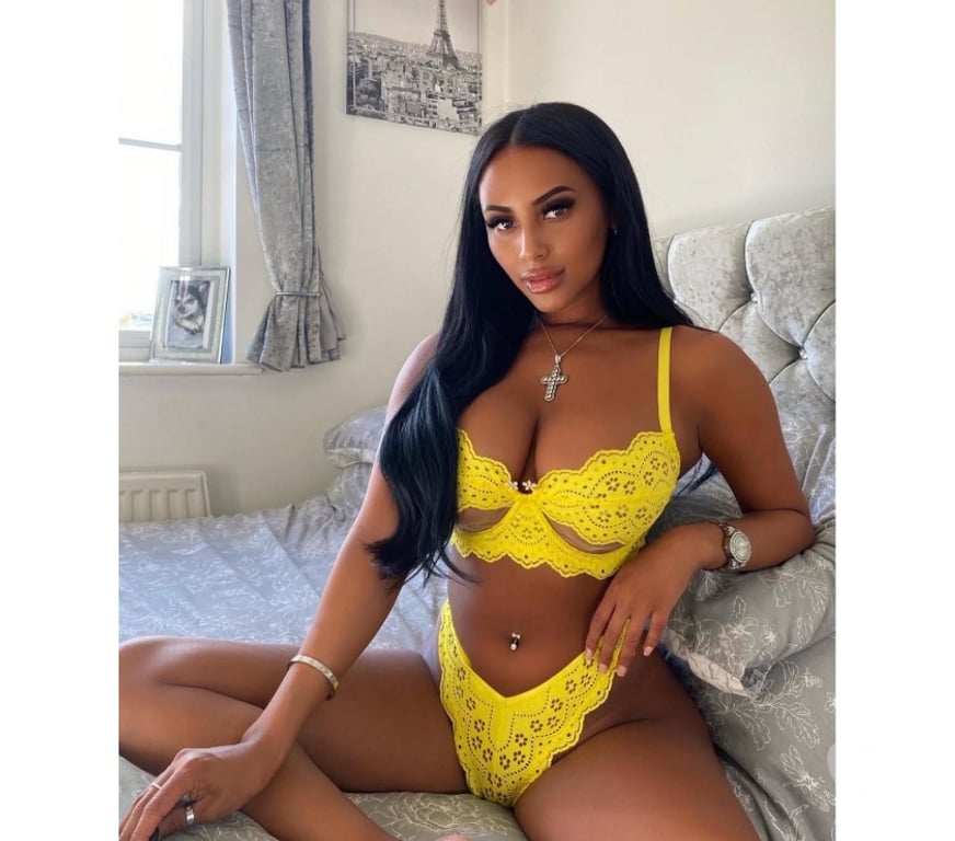 Escorts Reading Reading Town Centre - Reading - Photos for Brazilian party Girl