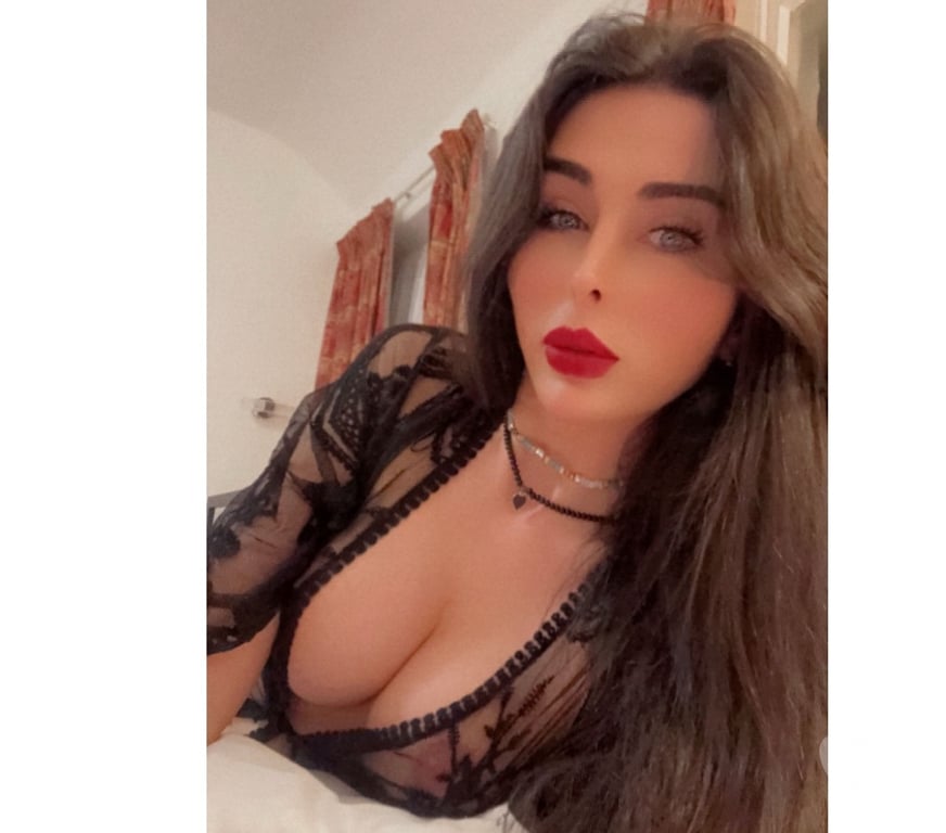 Trans Escorts Glasgow Glasgow City Centre - Glasgow - Photos for Ts Lilly 🍭 super feminine and sexy 😈