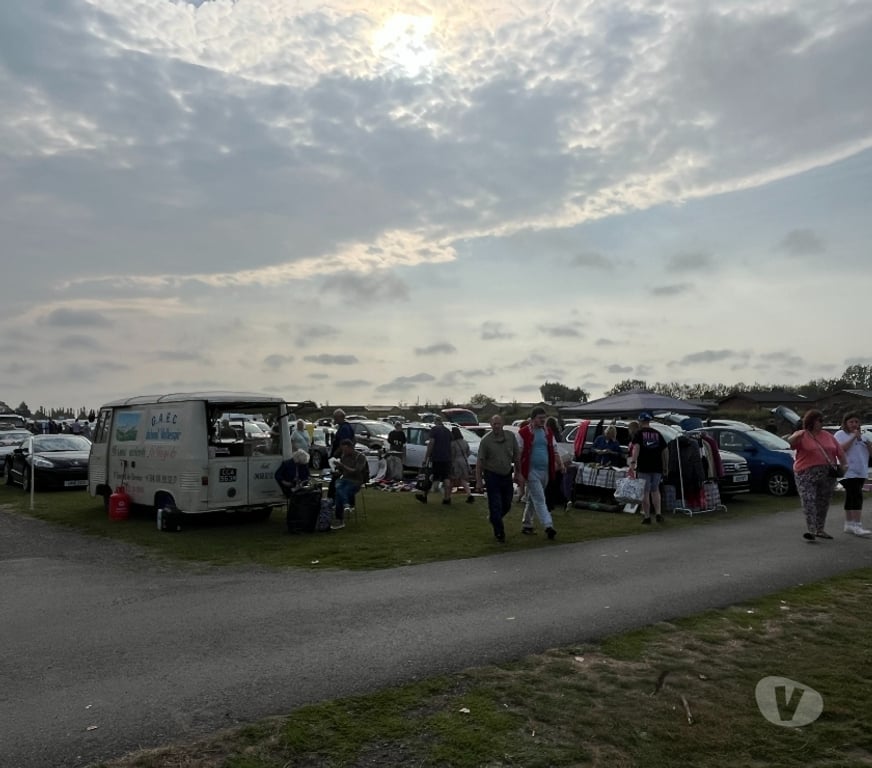 farmers markets Suffolk Mid Suffolk - Photos for Stonha Barns Sunday Car Boot & The Big Bus Show August 10th