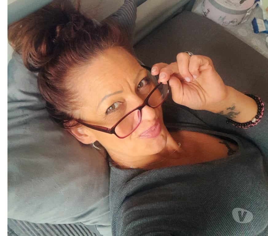 Escorts East London Stratford Station - East London - Photos for Melanie milf xxx