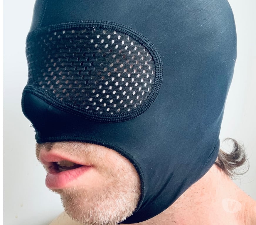 Gay massage West London Gunnersbury Station - West London - Photos for Private gloryhole service