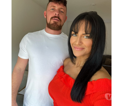 Adult Entertainment London Bridge Station Central London - Photos for RealCoupleChemistry-LiveOnCall