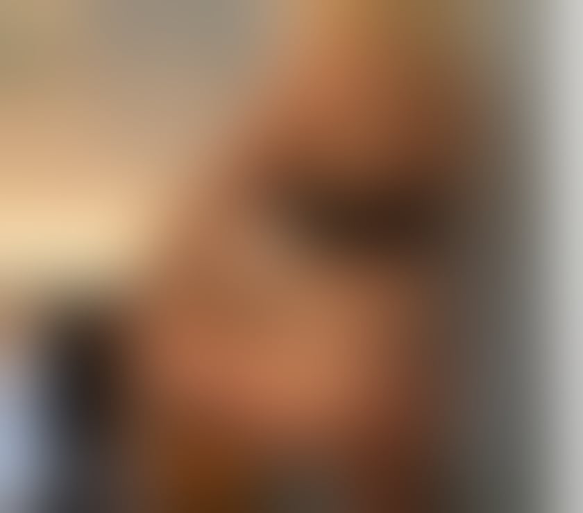 Bisexual 40s Milf Escort available for Outcall