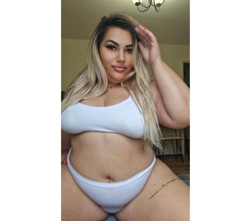 Escorts North London Enfield - Photos for Chubby ajlin new girl 💯
