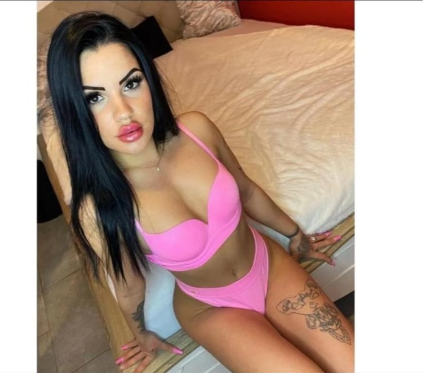 Escorts Barking and Dagenham Barking - Barking and Dagenham - Photos for JULIA NEW HERE BEST SERVICE