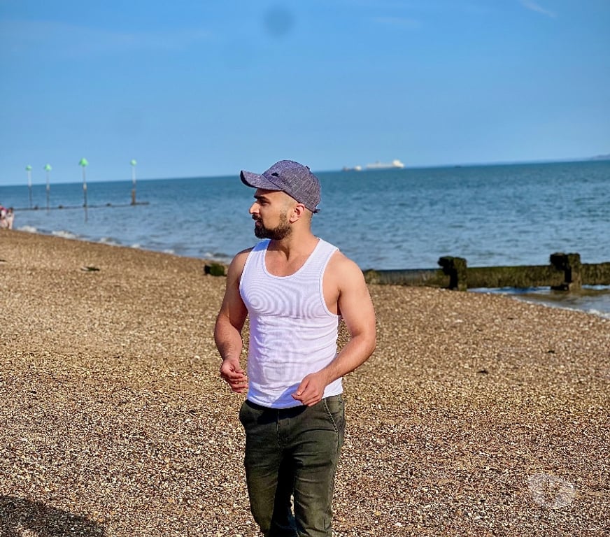 Escorts Central London Tottenham Court Road - Central London - Photos for Ultimate masculine guy, Ready to please