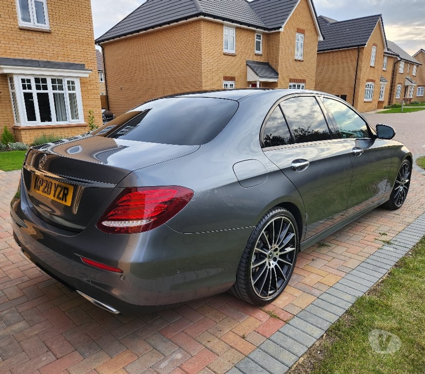 used cars for sale Bedfordshire Central Bedfordshire - Photos for 2020 Mercedes-Benz E Class 2.0 E220d AMG Line Night Edition
