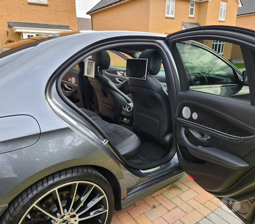 used cars for sale Bedfordshire Central Bedfordshire - Photos for 2020 Mercedes-Benz E Class 2.0 E220d AMG Line Night Edition