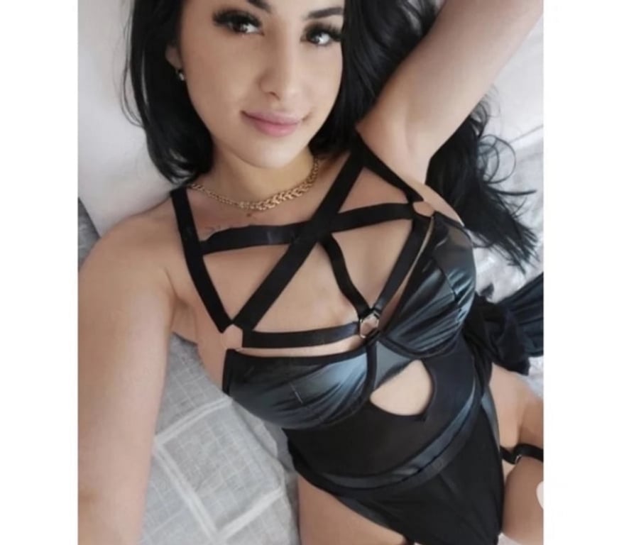 Escorts Hampshire Portsmouth - Photos for 🔥ELLA 🔥SWEET TIME HERE💯YOUR P🅰️RTY GIRL