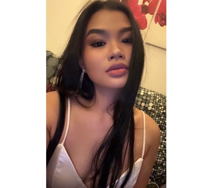 Escorts Sunbury-on-Thames Spelthorne - Photos for NIRA REAL PIC💯 NEW IN THIS AREA🐦‍🔥🌱