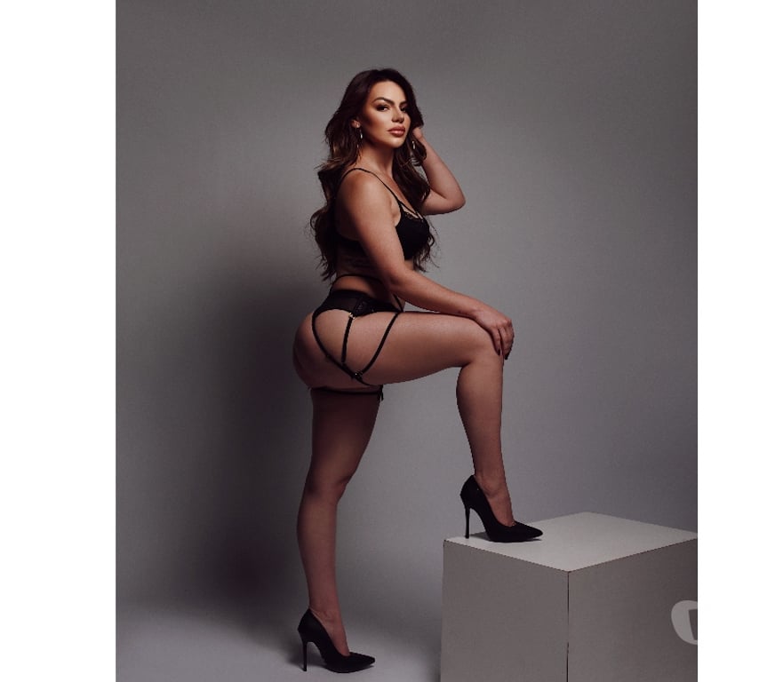 Escorts Nottinghamshire Nottingham - Photos for Julianna perfect Body