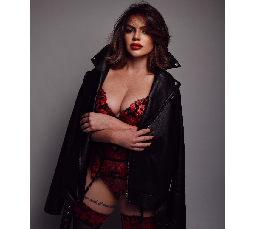 Escorts Nottinghamshire Nottingham - Photos for Julianna perfect Body