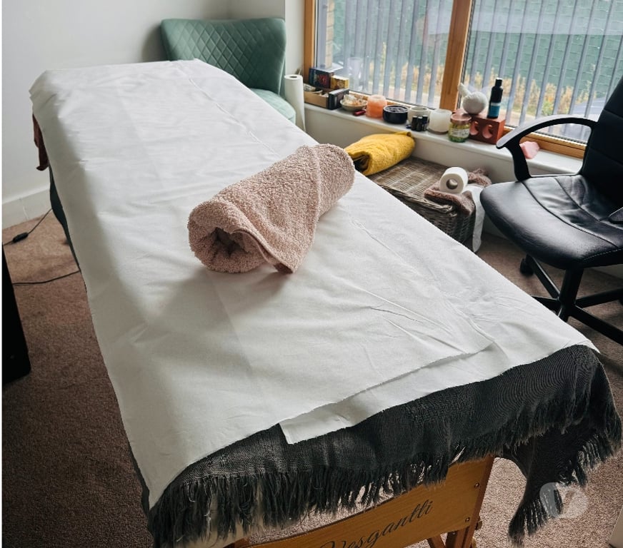Full body massage Barking and Dagenham Barking - Barking and Dagenham - Photos for Massage Service RM10 7SS Dagenham