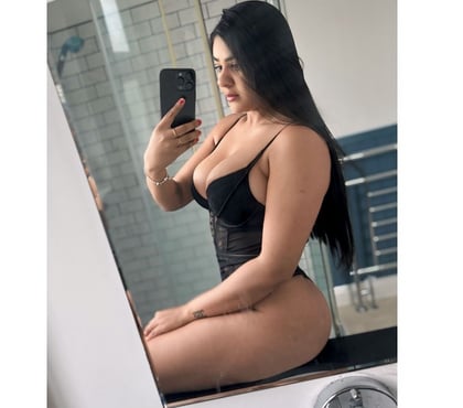 Escorts and Massages Reading Town Centre Reading - Photos for 🥂 PARTY GIRL 🥂 MAYFAIR⭐️🥳