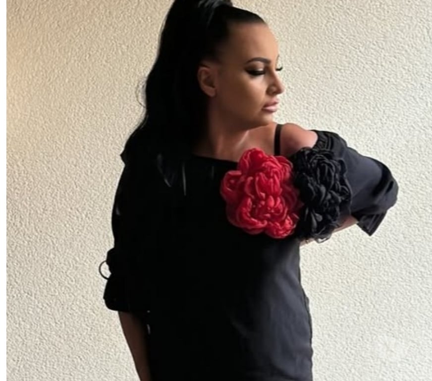 Escorts Nottinghamshire Nottingham - Photos for Jesica owo include price MILF gfe and Kiss