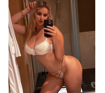 Escorts Peterborough City Centre Peterborough - Photos for Cris Cuban sexy all services call me now